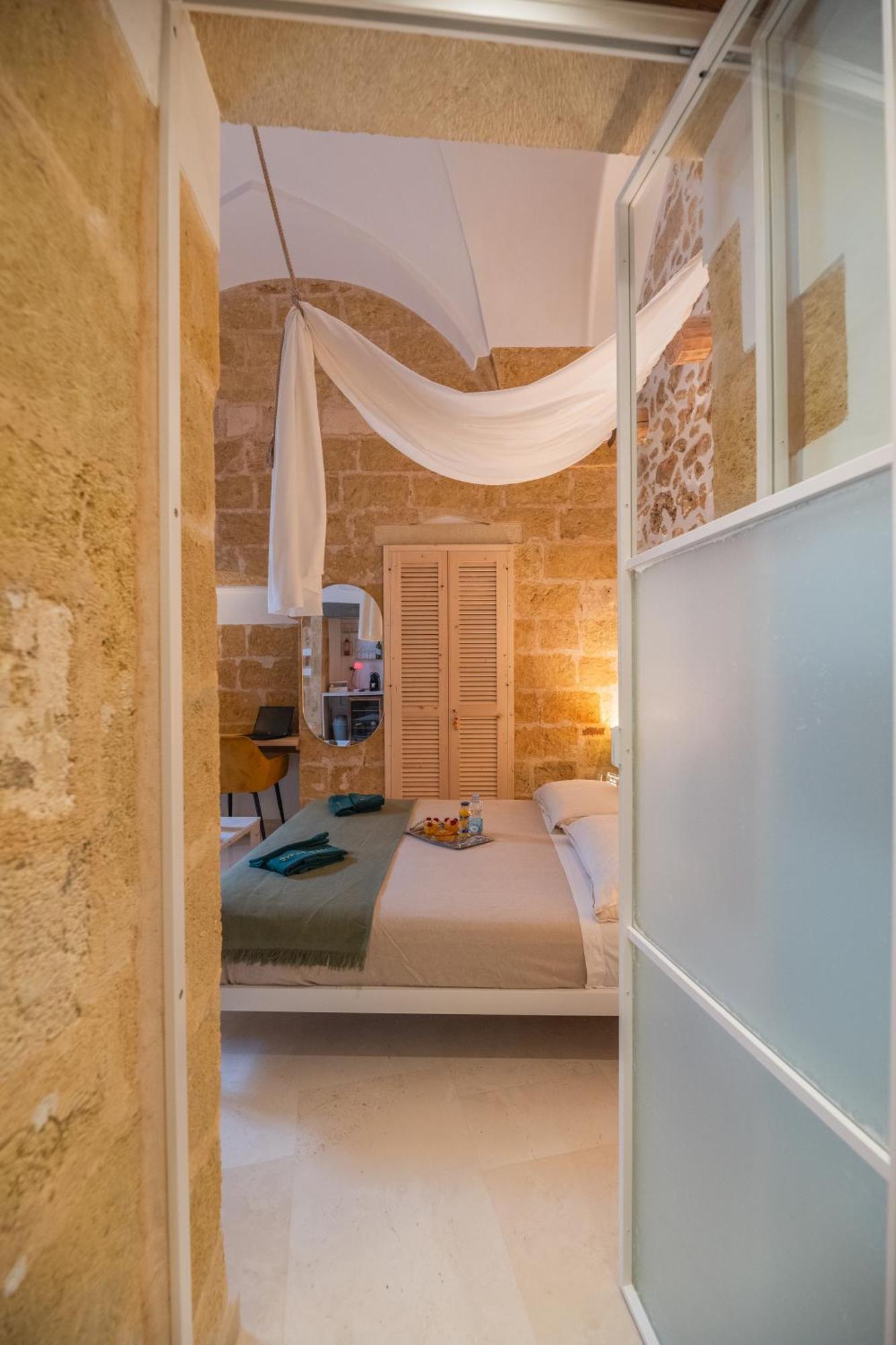 Brando E Nico Suite Home Tricase Bagian luar foto