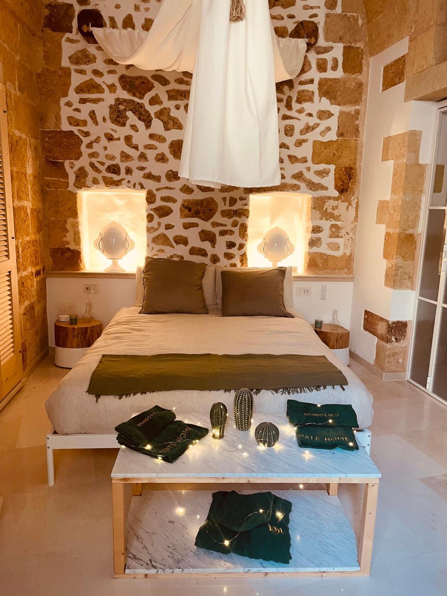 Brando E Nico Suite Home Tricase Bagian luar foto